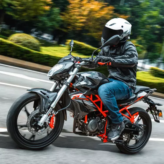 BENELLI TNT150I