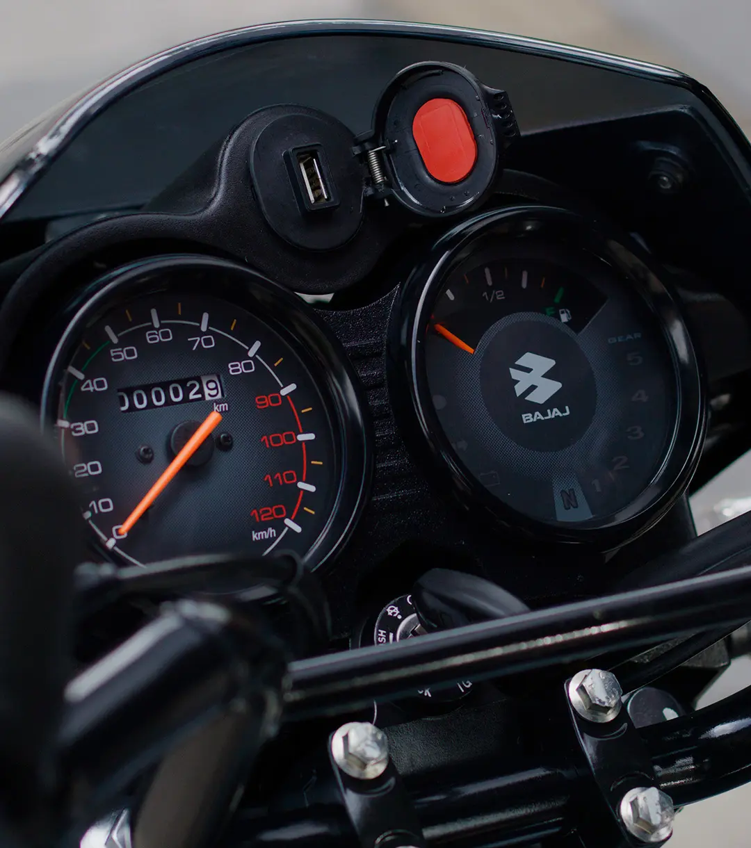 BAJAJ CT 125