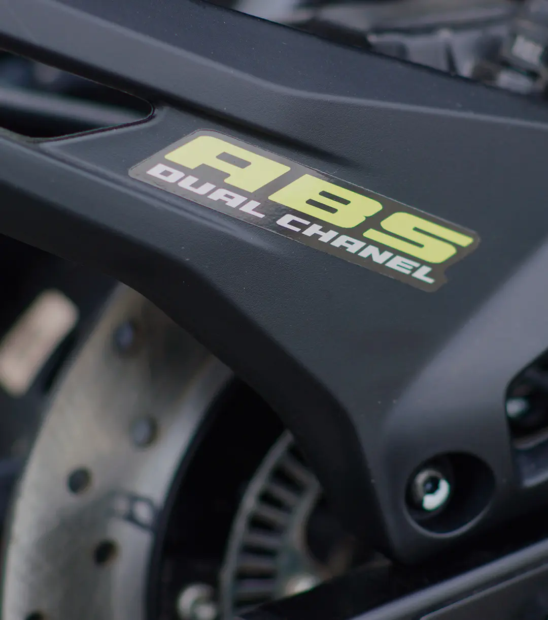 BAJAJ PULSAR N250 FI ABS